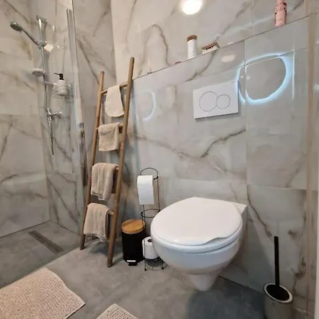 Apartment V Meste